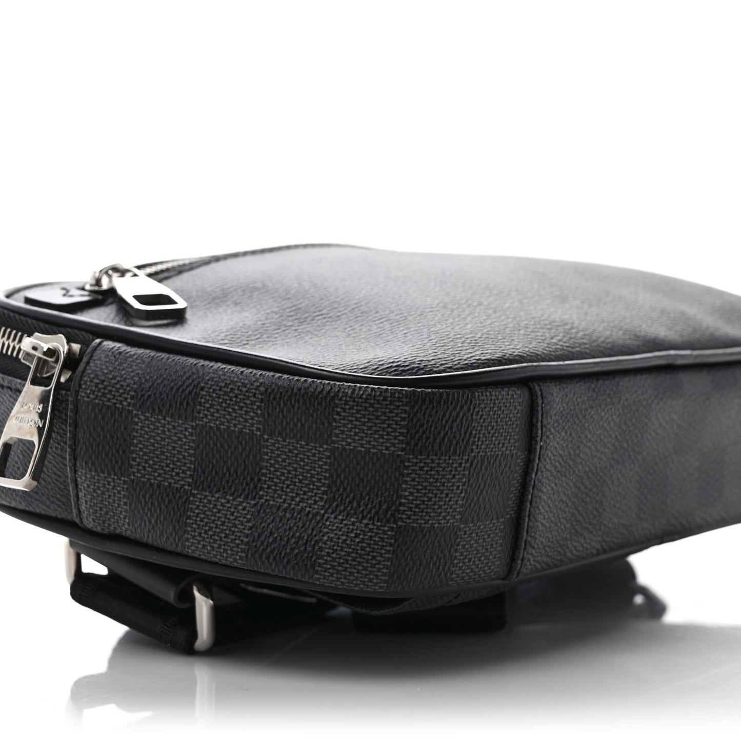 Damier Graphite Ambler