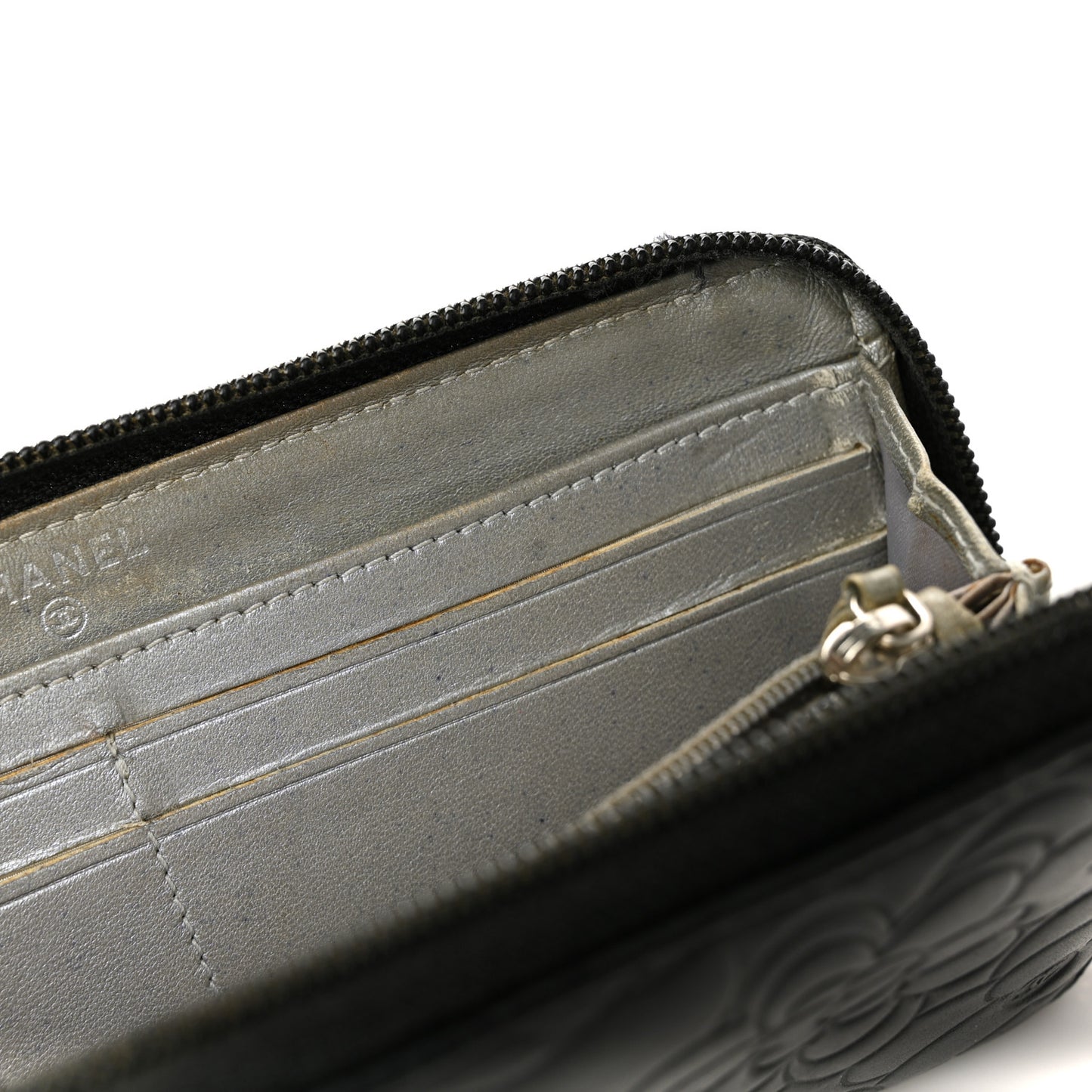 Lambskin Camellia Embossed Zipped Gusset Wallet Black