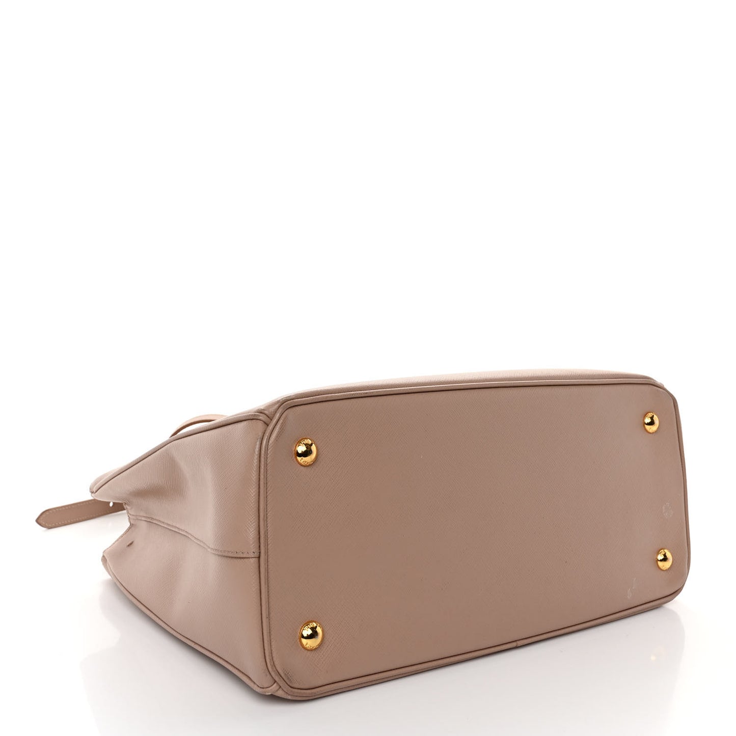 Saffiano Lux Medium Tote Cammeo
