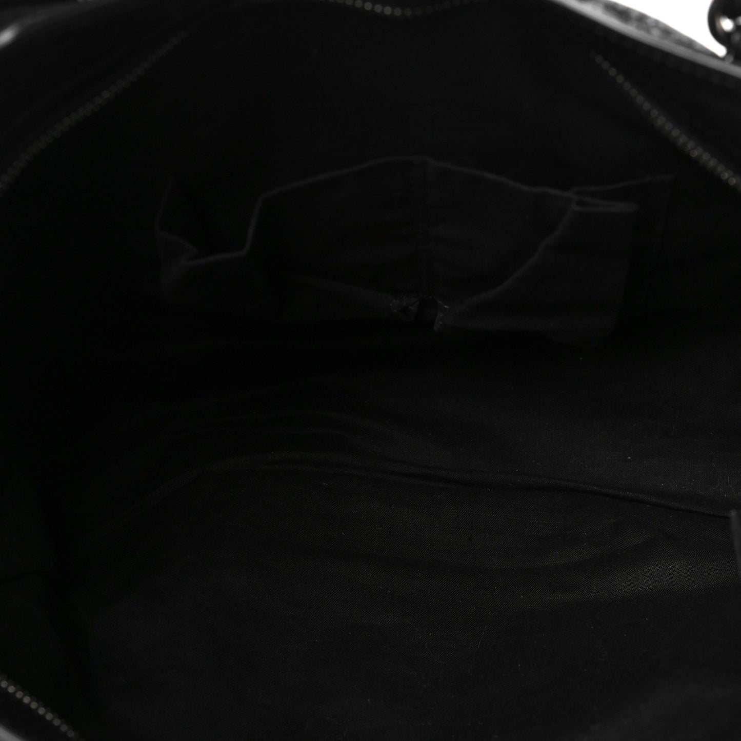 Agneau Classic Silver Hardware City Black