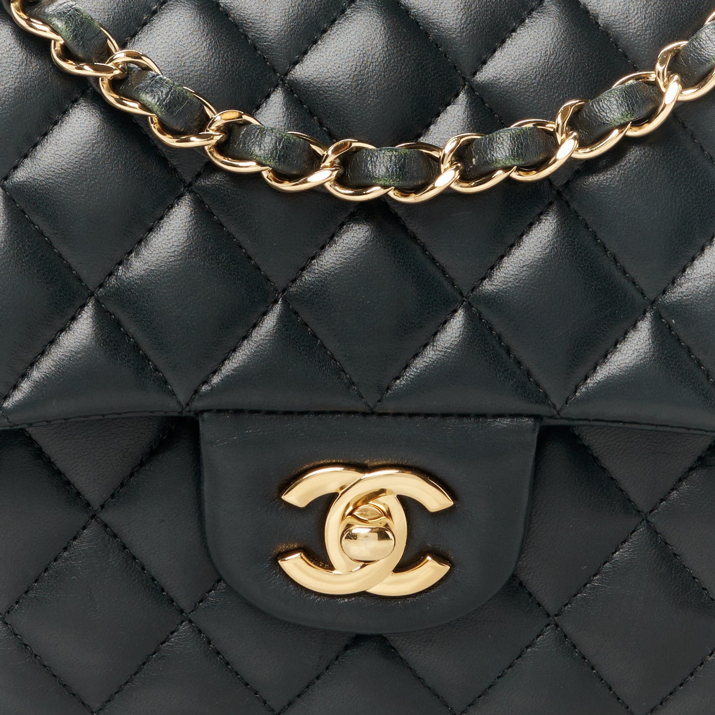 Lambskin Quilted Medium Double Flap Black