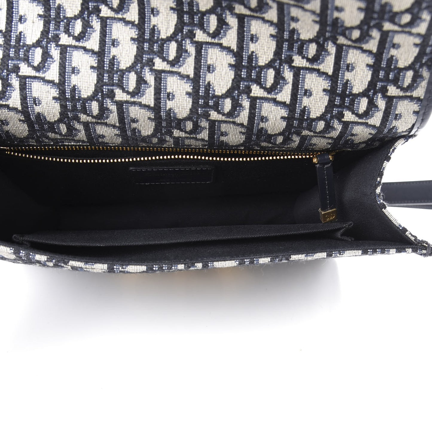 Oblique 30 Montaigne Flap Bag Blue