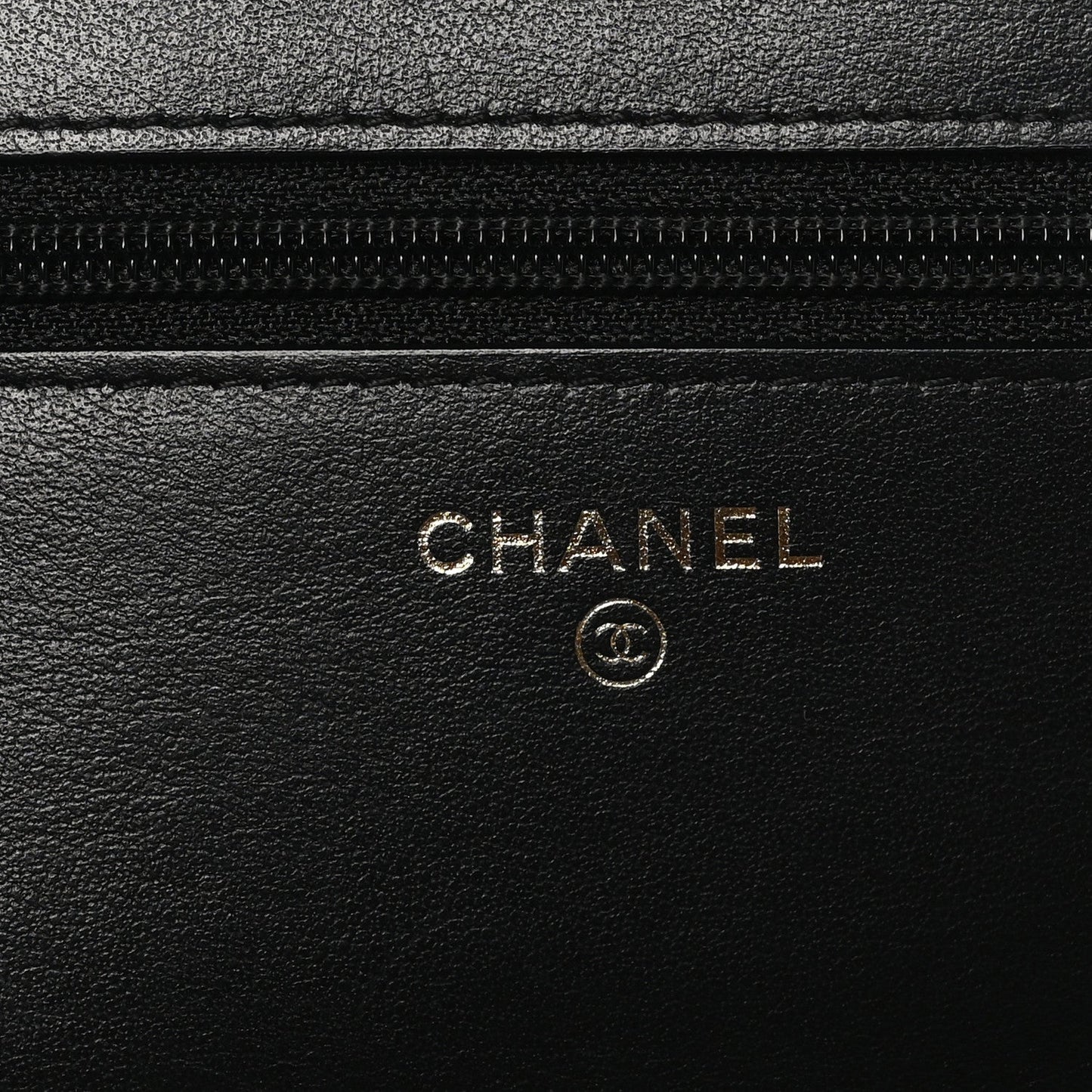 Caviar Quilted CC Filigree Wallet On Chain WOC Black