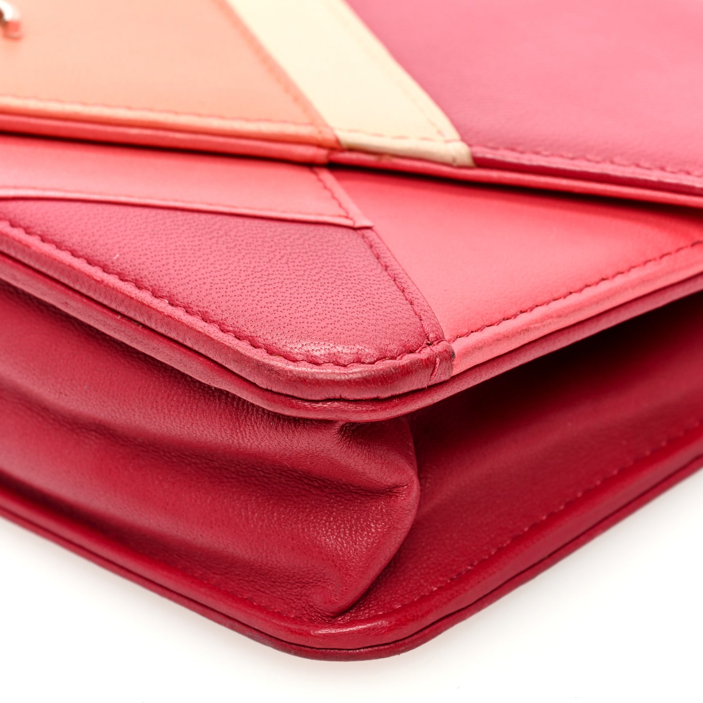 Lambskin Chevron Wallet On Chain WOC Dark Pink Multicolor
