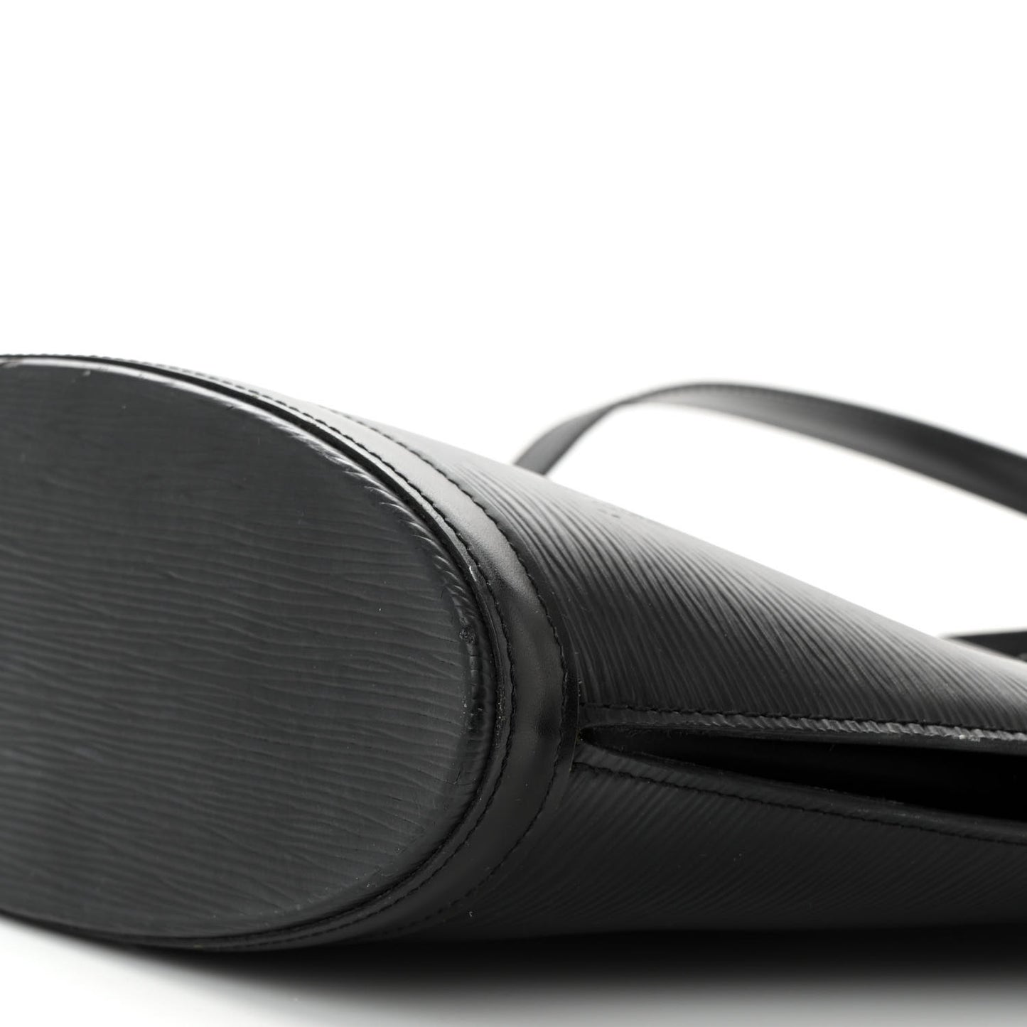 Epi Saint Jacques PM Long Straps Black