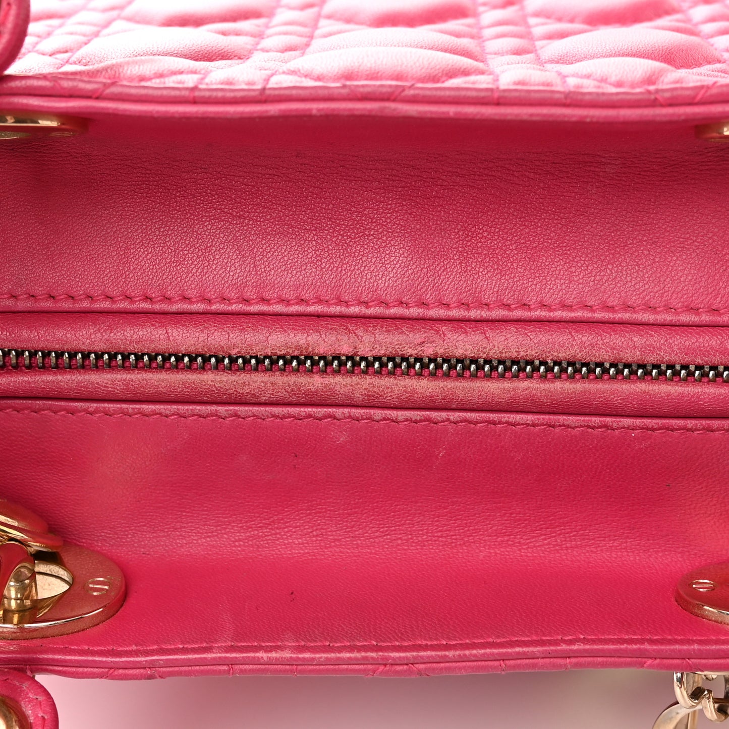 Lambskin Cannage Medium Lady Dior Fuchsia