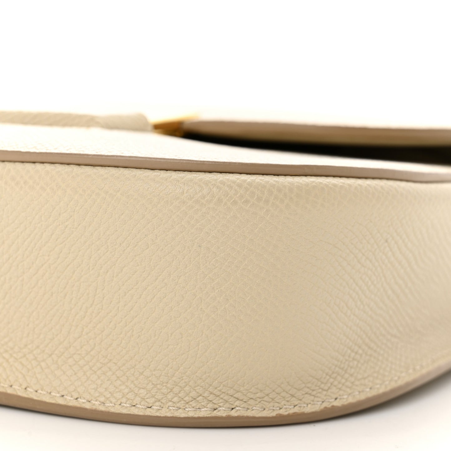 Grained Calfskin Small Trotteur Linen