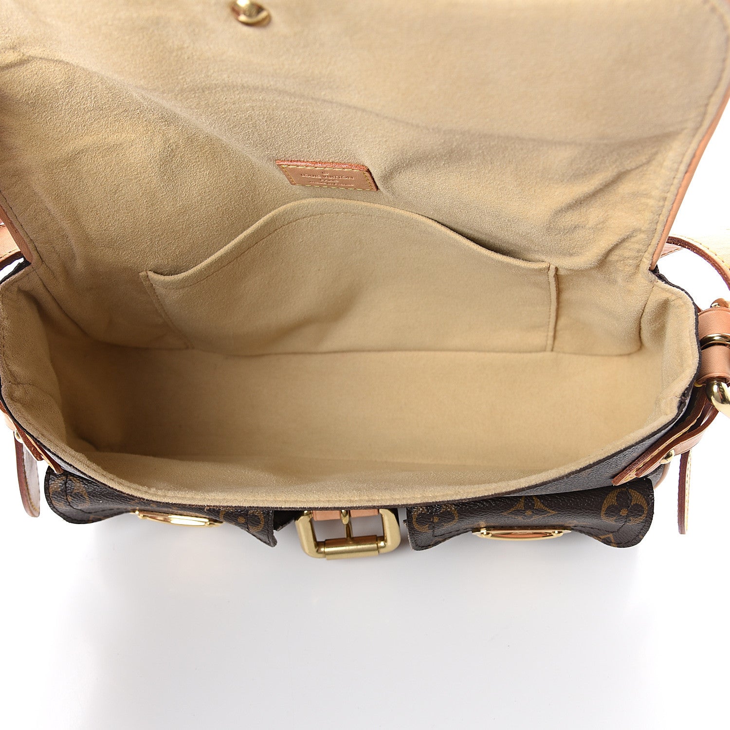 Louis Vuitton Monogram Hudson PM 4 of 12