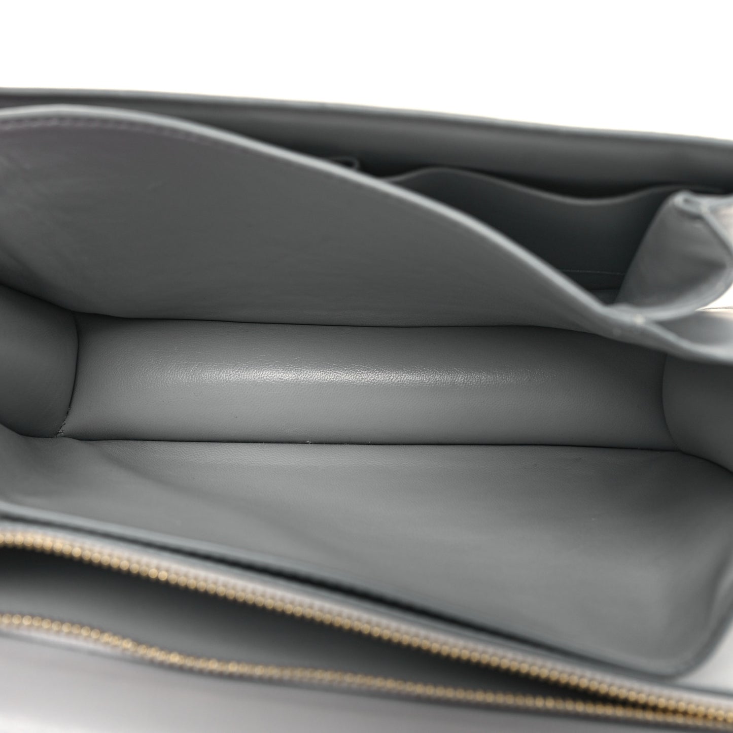 Box Calfskin Medium Classic Box Flap Bag Cloud