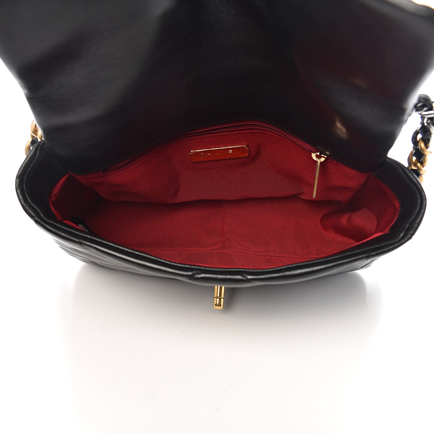 Goatskin Quilted Medium 19 Flap Black