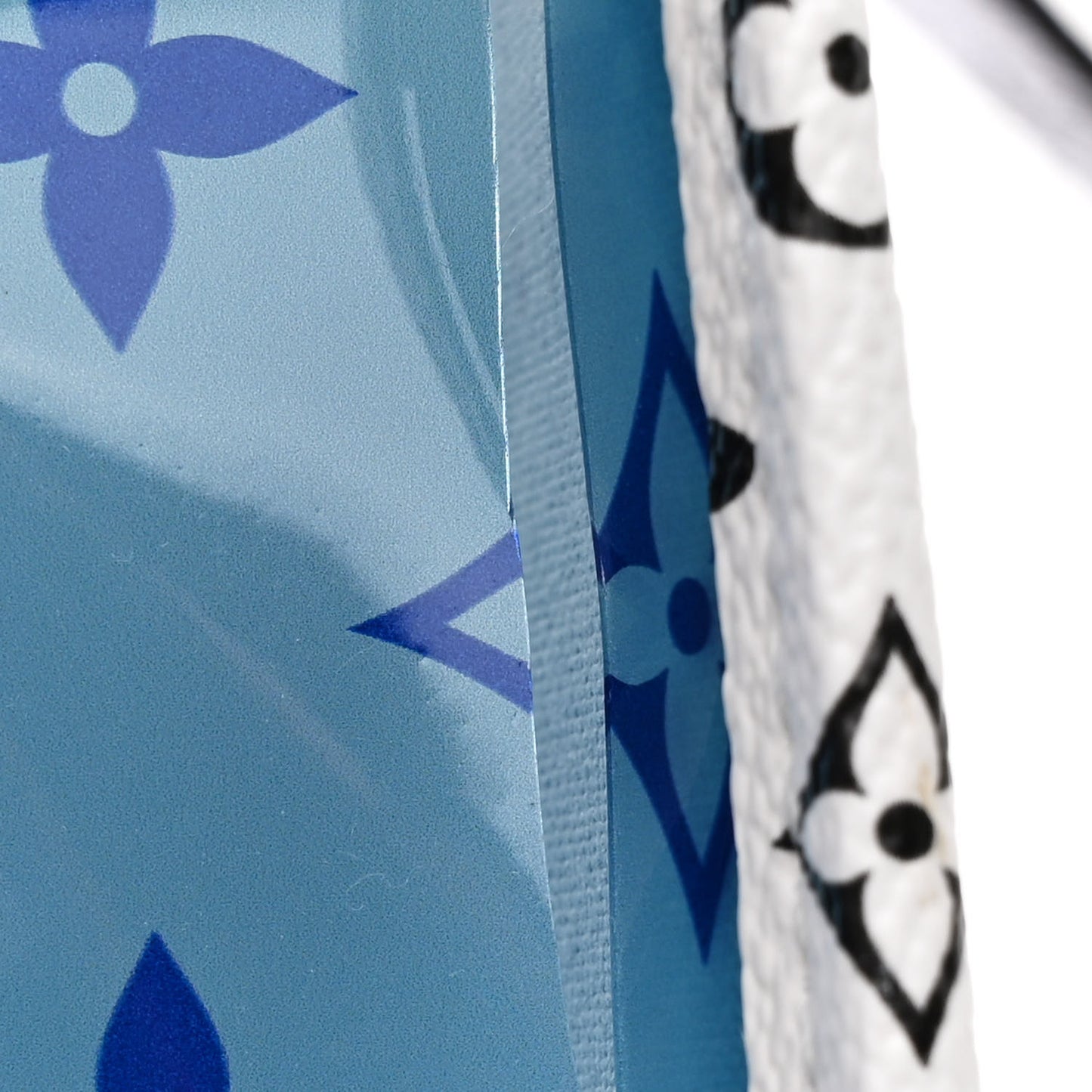 Monogram Giant Mykonos Onthego Blue