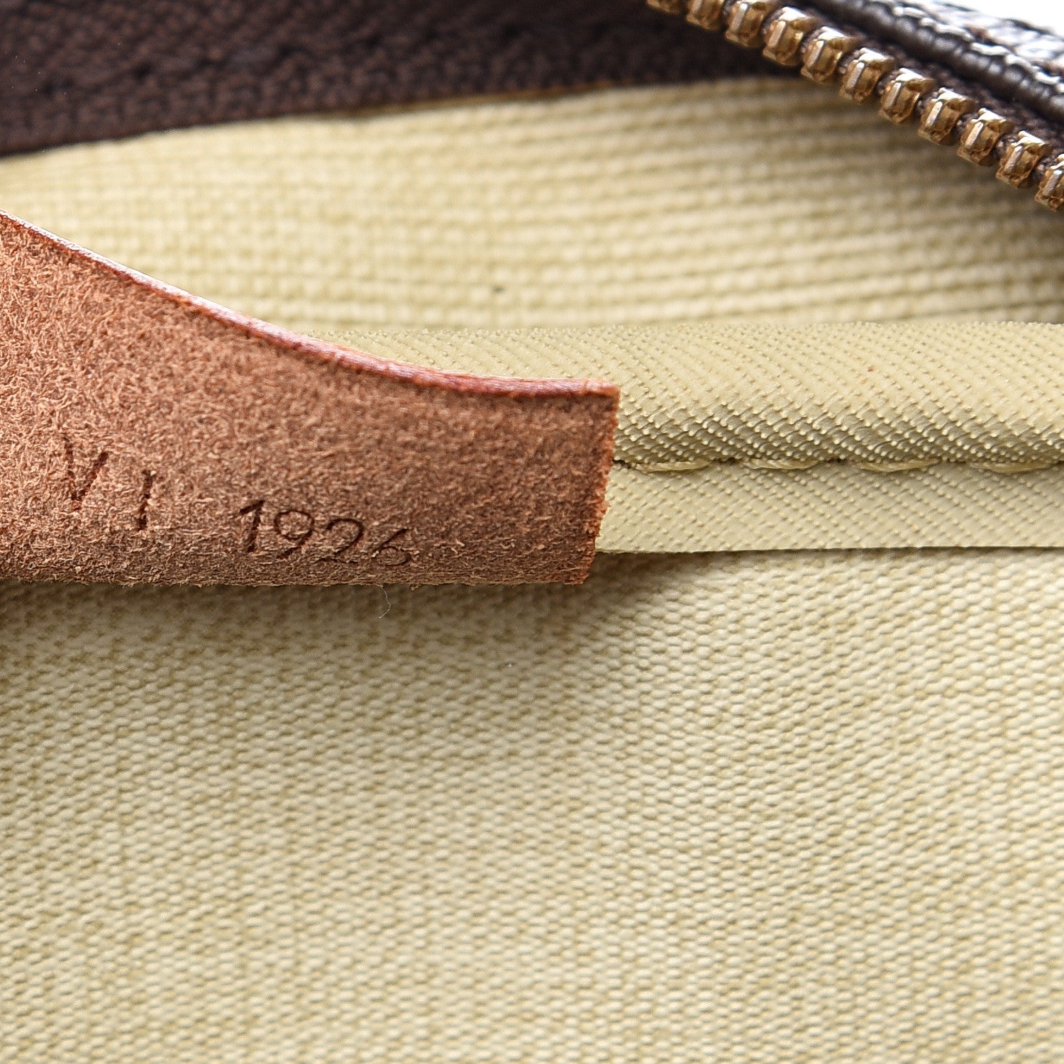 Louis Vuitton Monogram Deauville 9 of 15