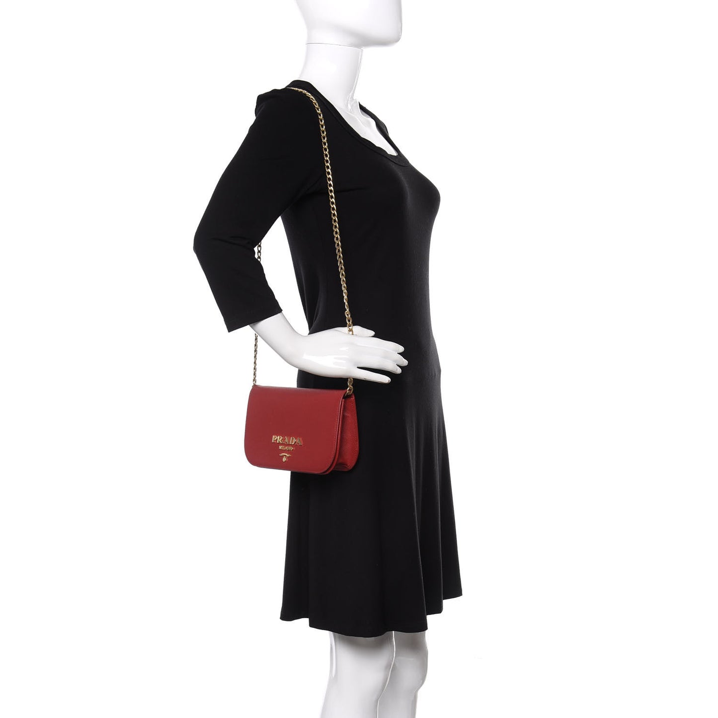 Saffiano Chain Wallet Fuoco