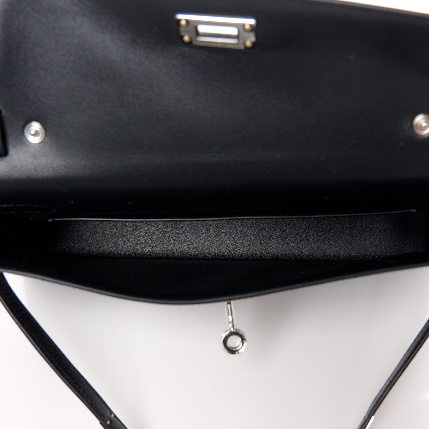 Chevre Chamkila Kelly Elan Black