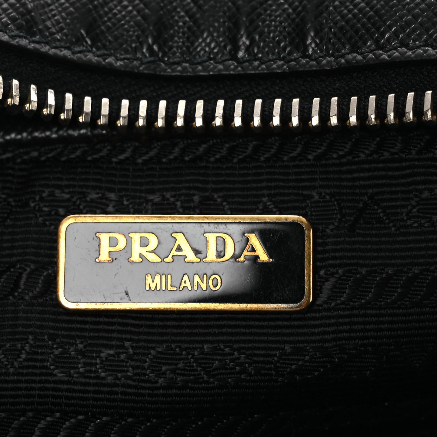 Saffiano Fiocco Bow Camera Crossbody Bag Black