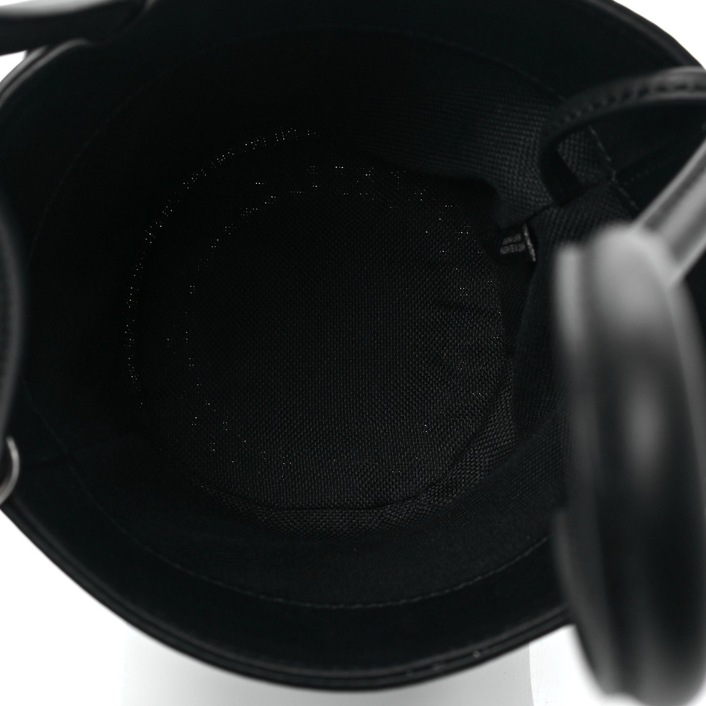 Smooth Calfskin Roxy Bucket Bag Black