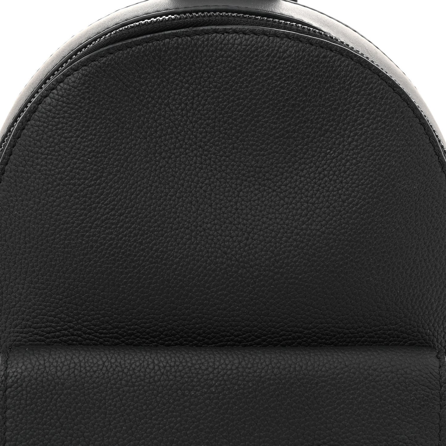 Grained Cowhide Aerogram Pilot Slingbag Black