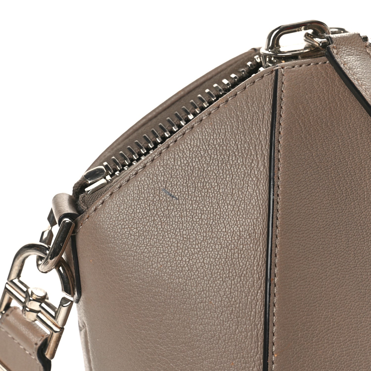 Givenchy Sugar Goatskin Medium Antigona Dune 10 of 16