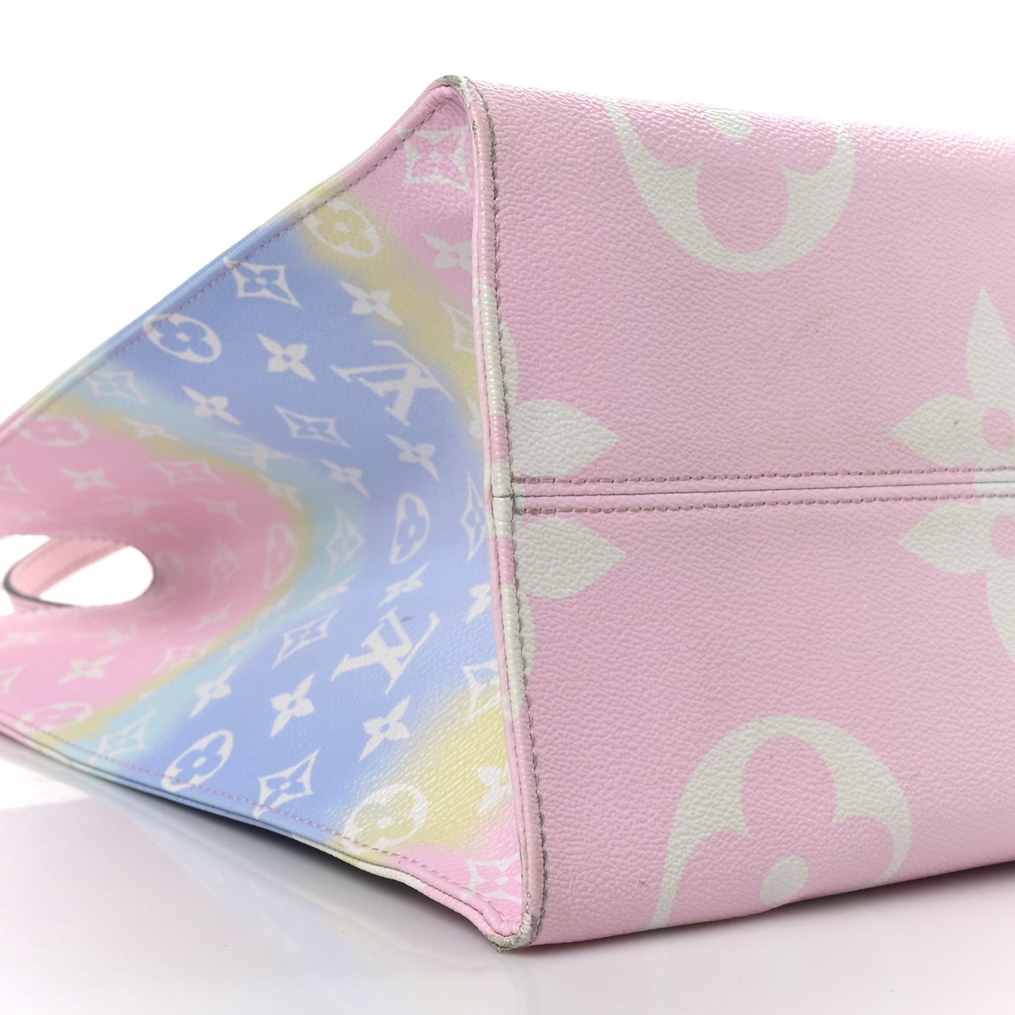 Monogram Escale Onthego GM Pastel