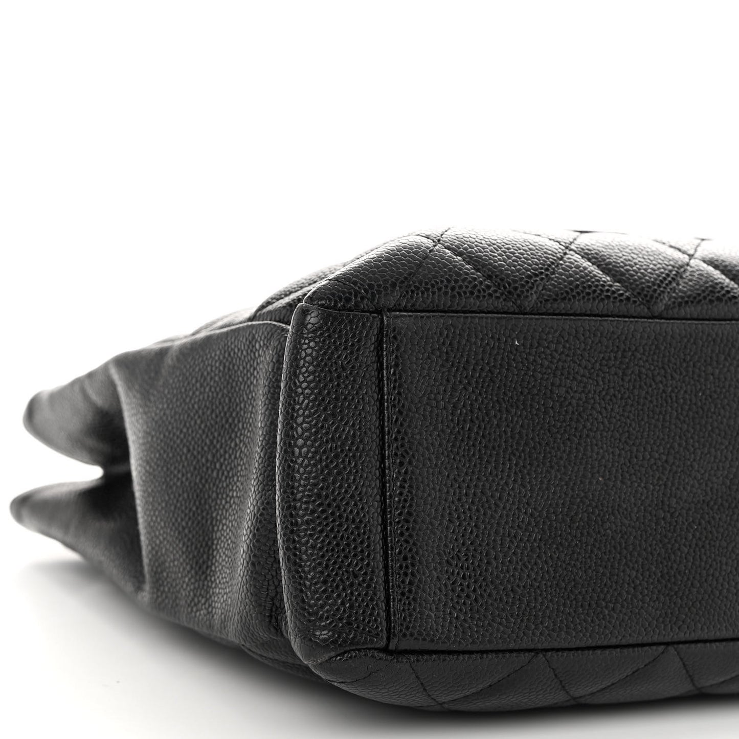 Caviar Quilted Petit Shopping Tote PST Black