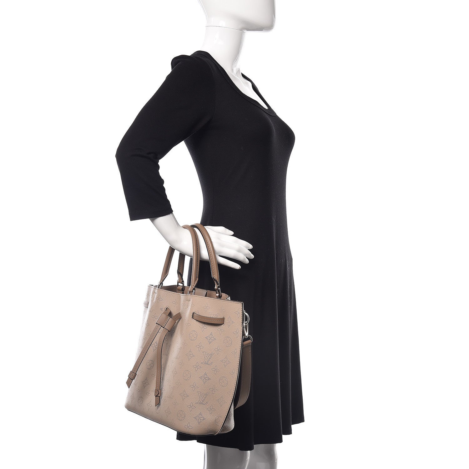 Louis Vuitton Mahina Girolata Galet 2 of 11