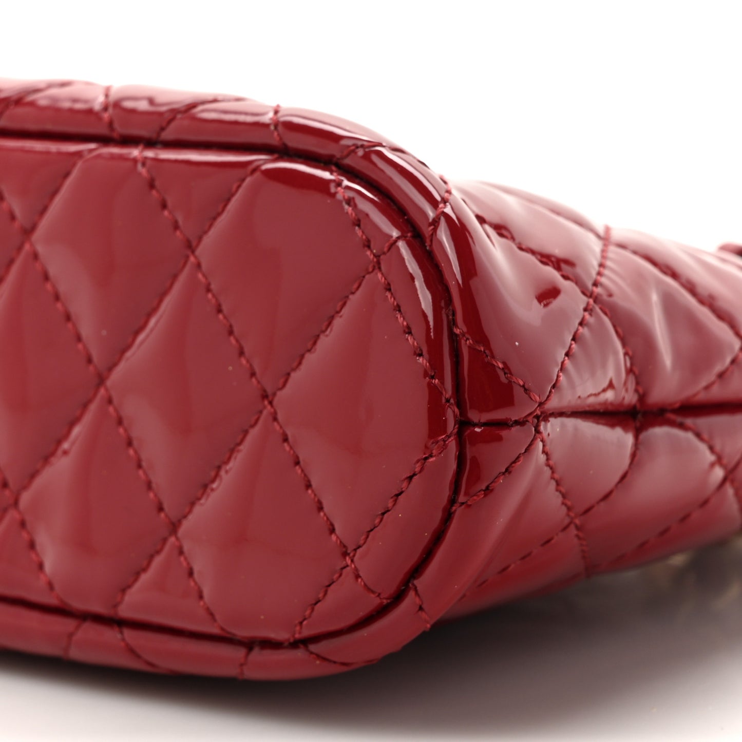 Patent Calfskin Quilted Shiny Coco Clutch With Chain Red