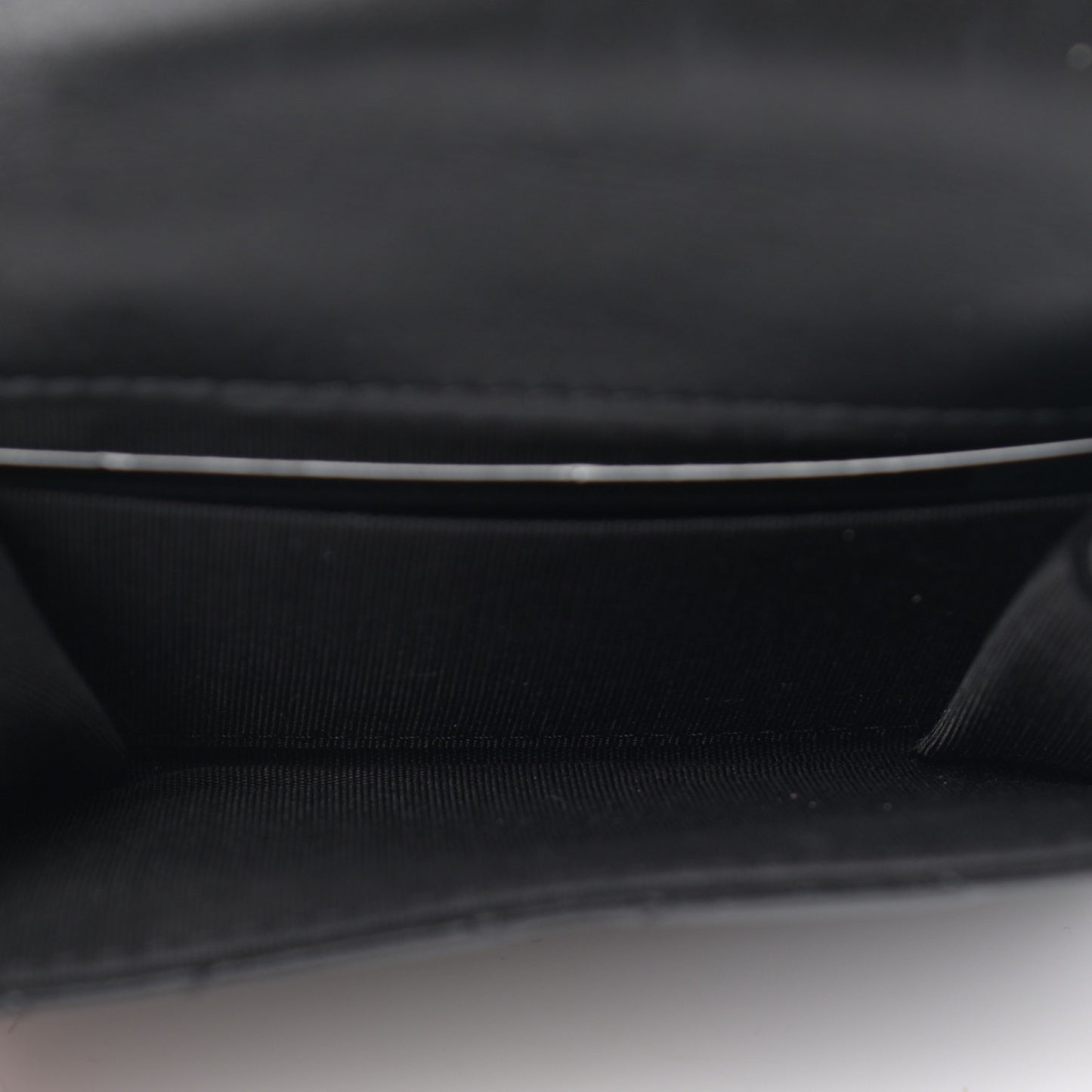 Lambskin Quilted Card Holder with Chain Black