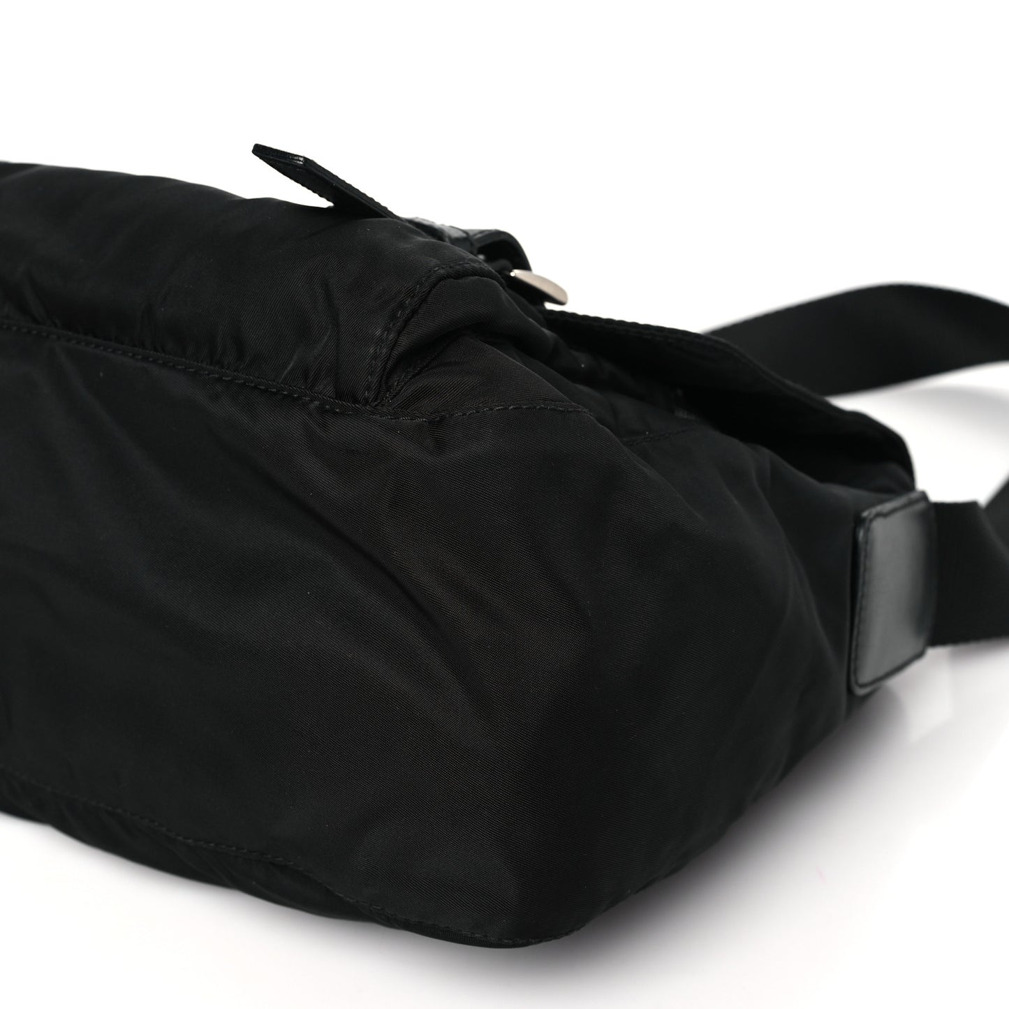 Nylon Vela Messenger Bag Black