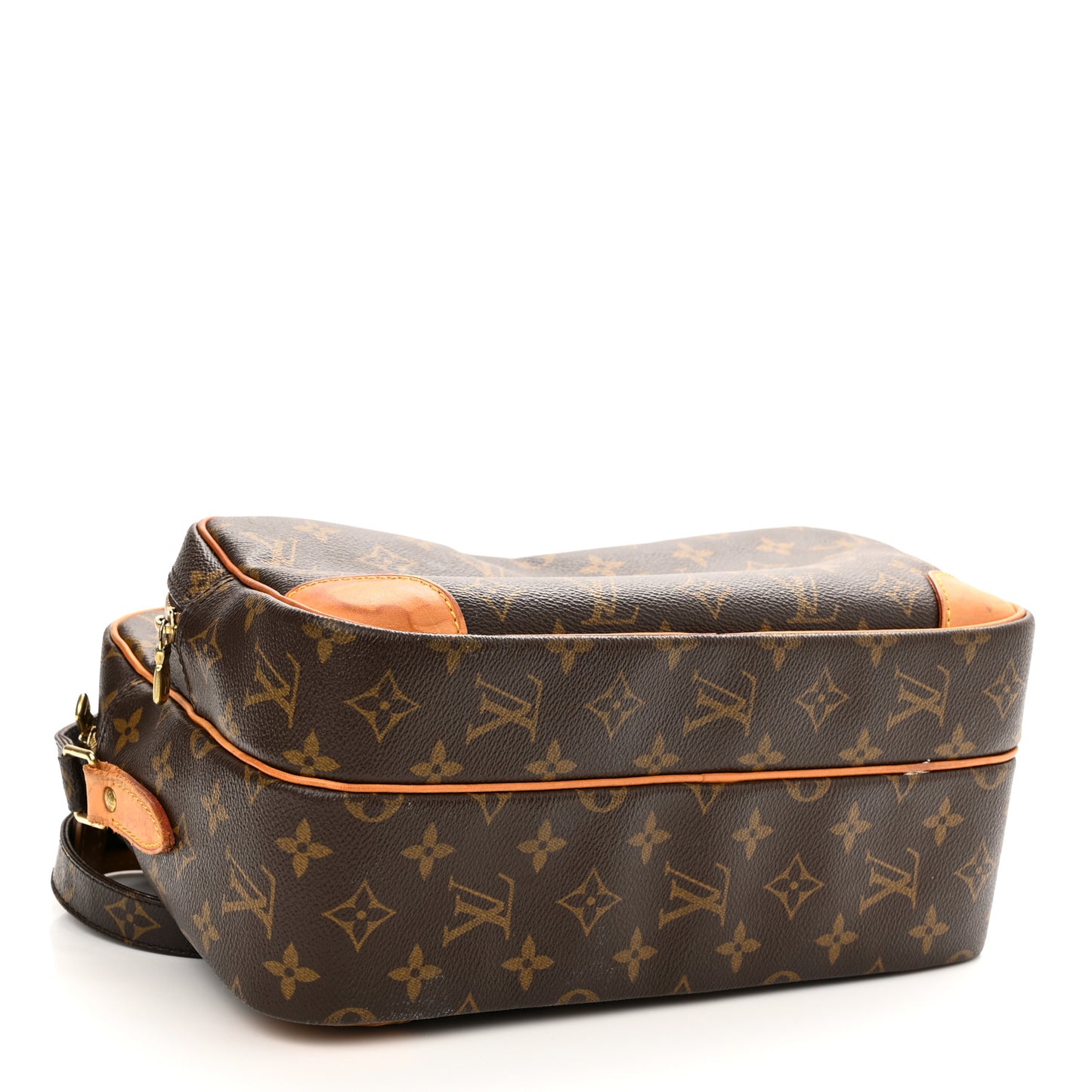 Monogram Nil 28