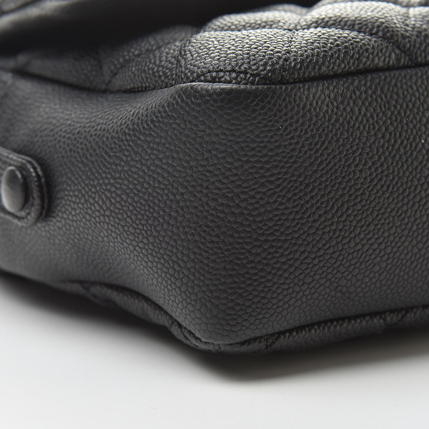 Caviar Quilted Jumbo Easy Flap Black