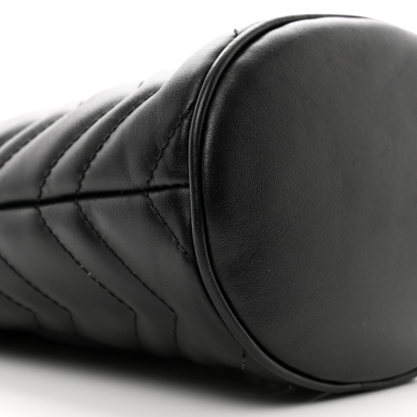 Calfskin Matelasse Mini GG Marmont 2.0 Bucket Bag Black
