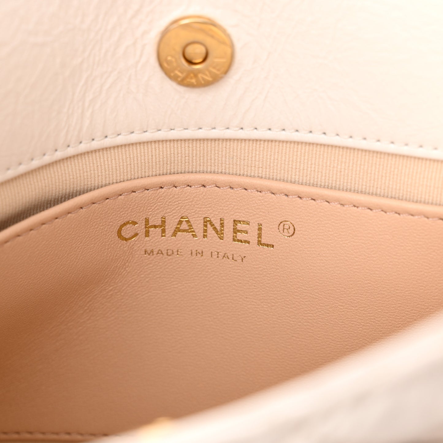 Shiny Crumpled Calfskin Quilted Small Wavy CC Hobo White