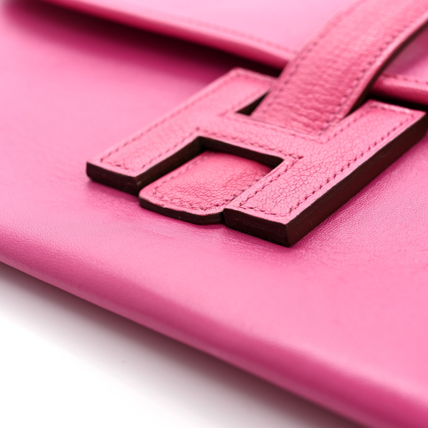 Chevre Mysore Tadelakt Jige Elan 29 Clutch Rose Pourpre