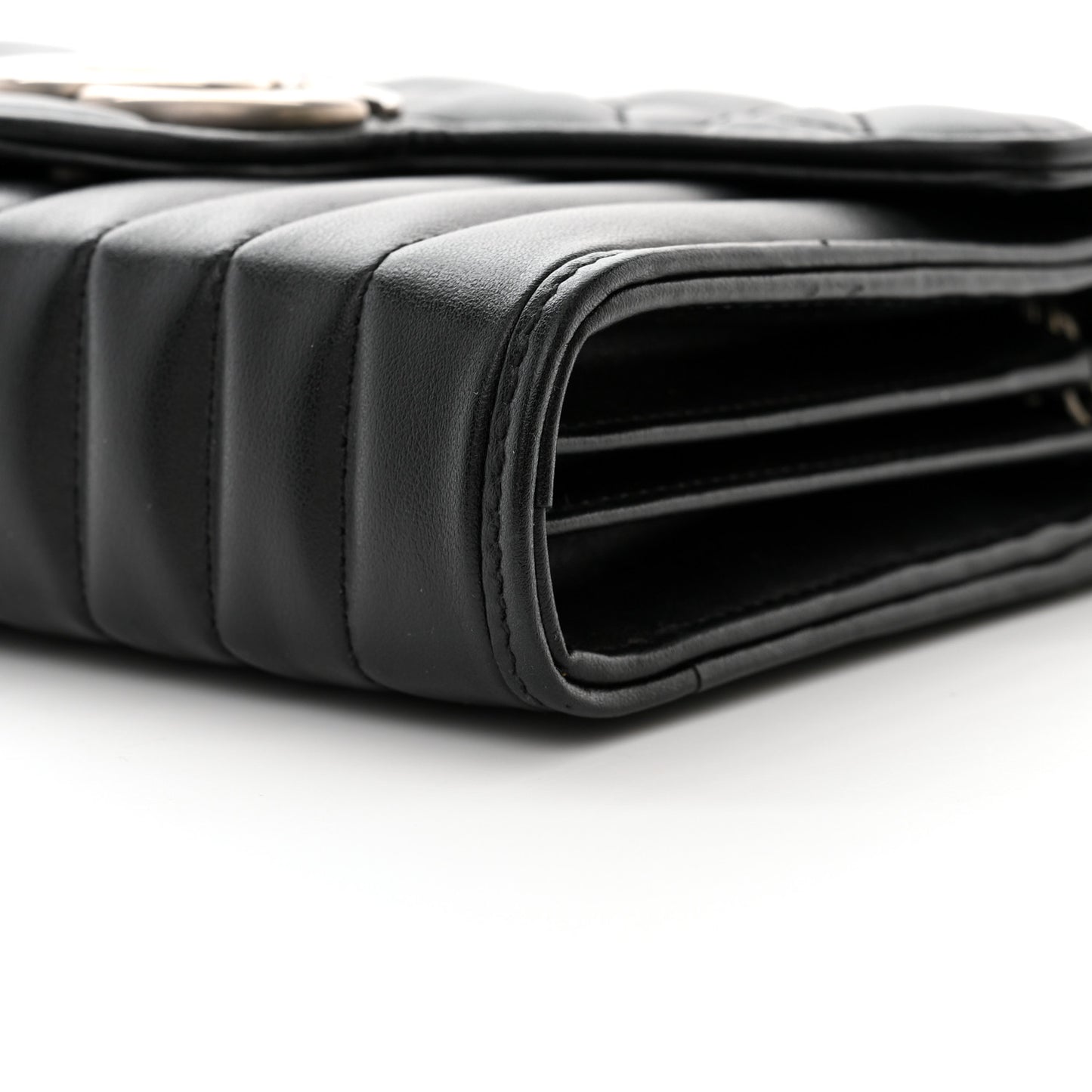 Calfskin Matelasse Aria GG Marmont Chain Wallet Black