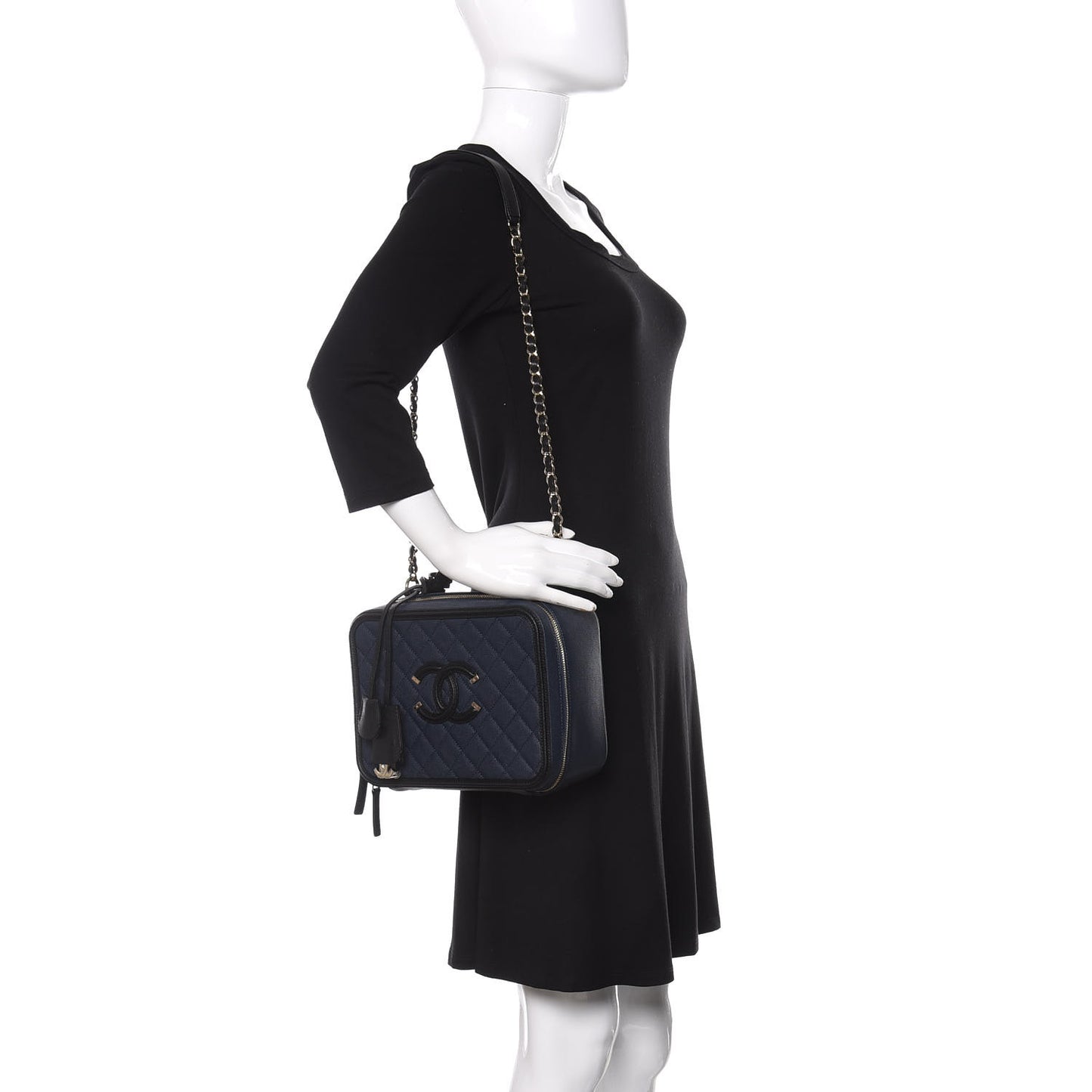 Caviar Quilted Large CC Filigree Vanity Case Navy Black