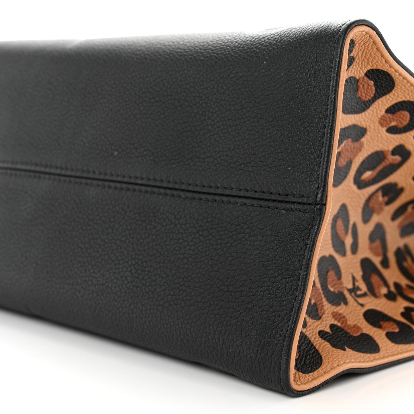 Empreinte Monogram Giant Wild At Heart Onthego MM Black
