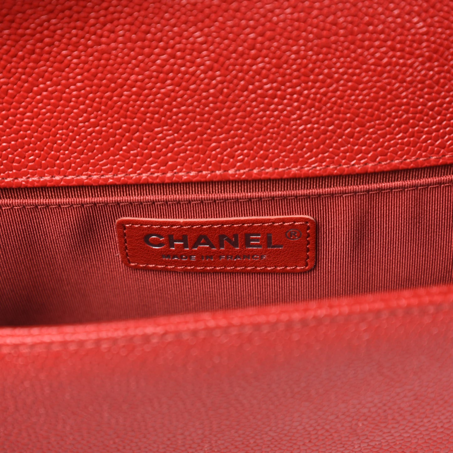 Caviar Chevron Quilted Medium Boy Flap Red