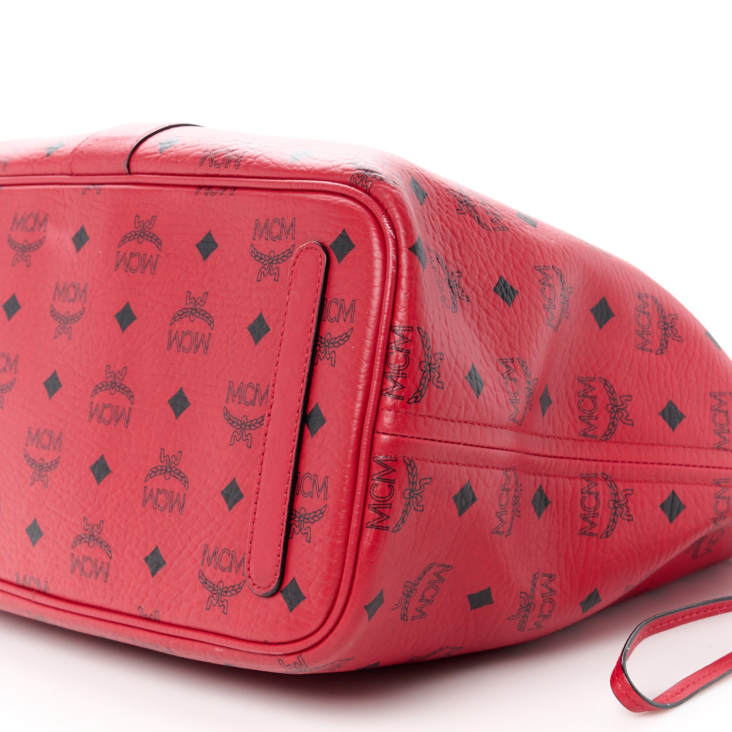 Visetos Medium Liz Reversible Shopper Tote Ruby Red