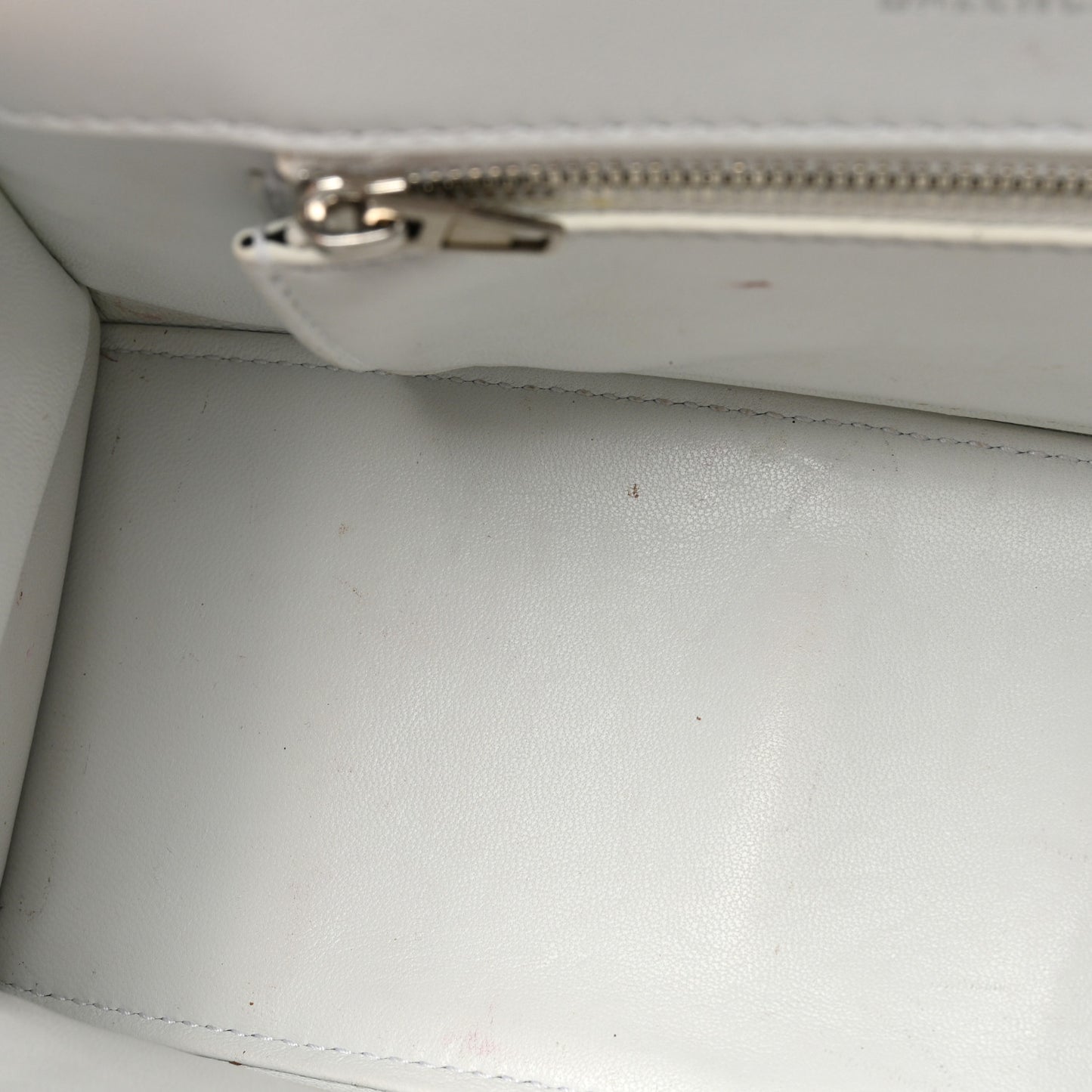 Matte Calfskin Snake Embossed Tonal B Small Hourglass Top Handle Bag Optic White