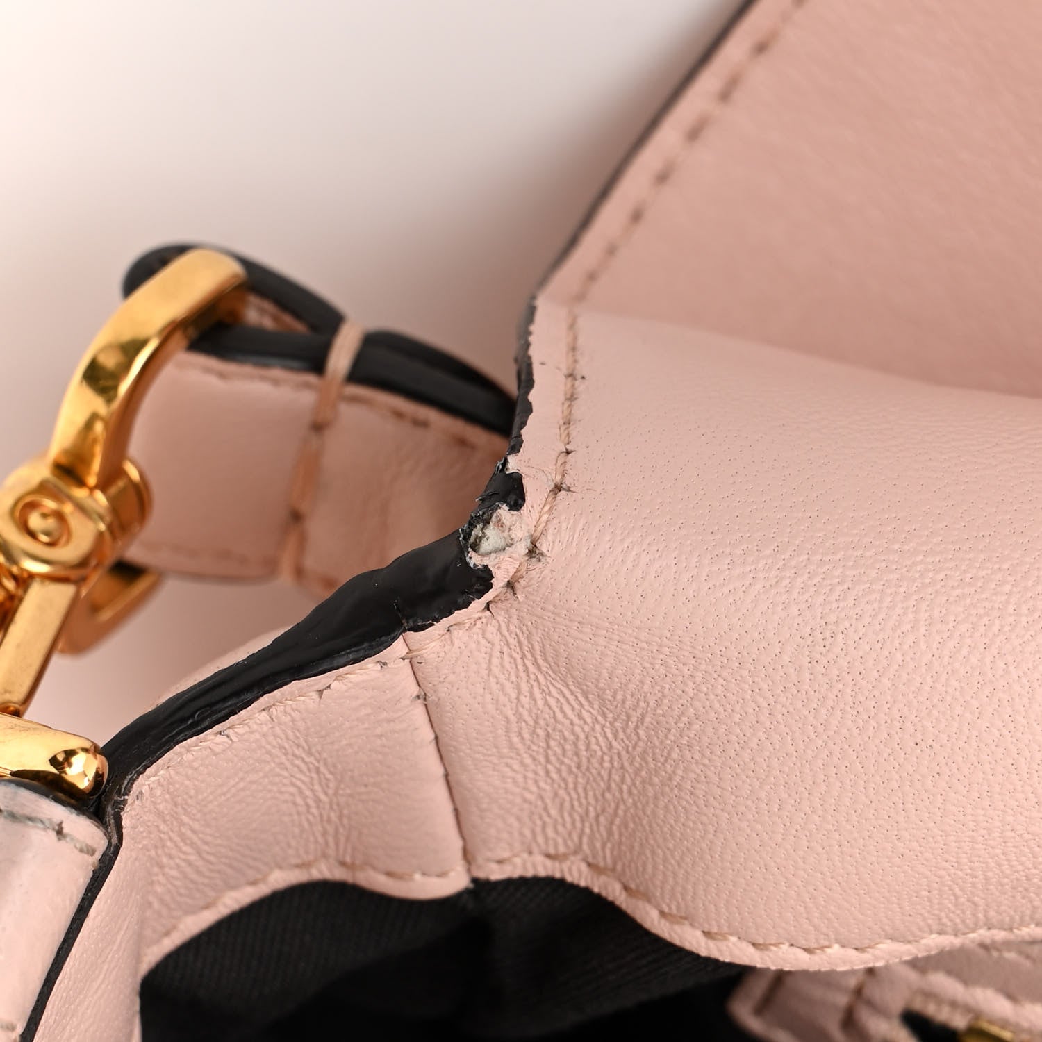 Fendi Nappa FF 1974 Embossed Baguette Rosa Quarzo 13 of 13