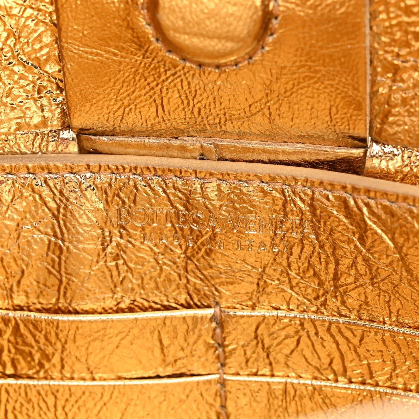 Metallic Lambskin Maxi Intrecciato Cassette Pouch On Strap Bag Gold