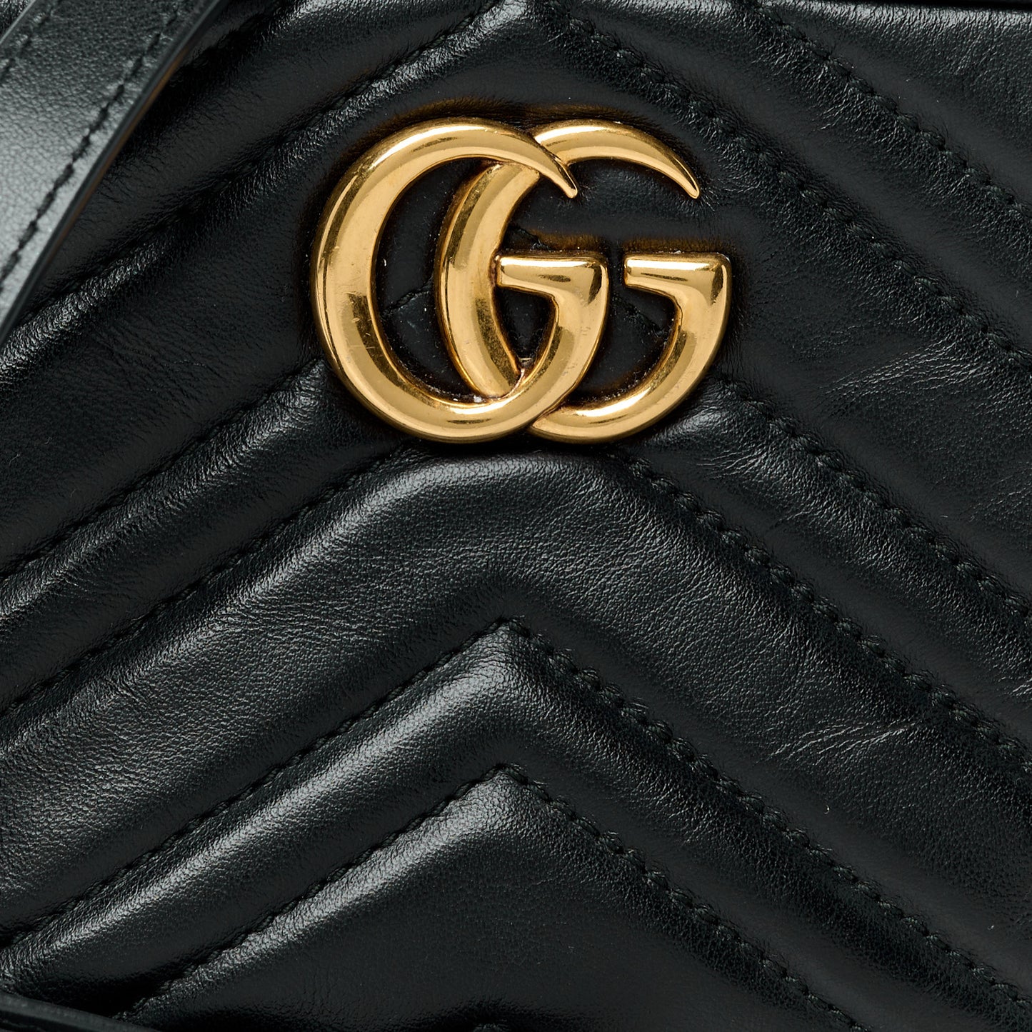 Calfskin Matelasse Mini GG Marmont Chain Shoulder Bag Black