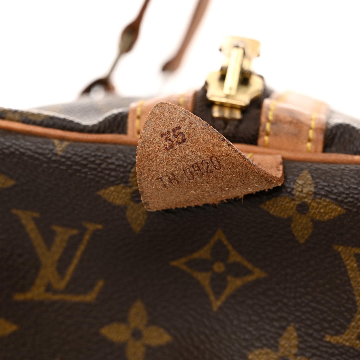 Monogram Sac Souple 35
