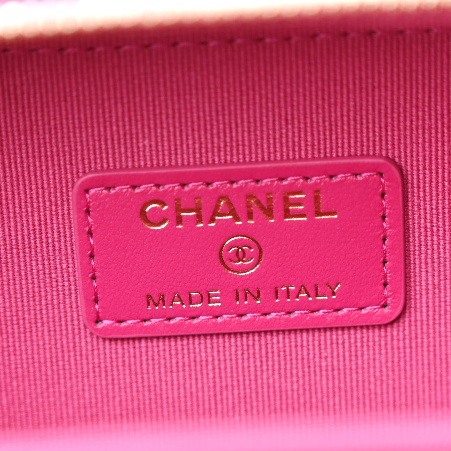 Caviar Quilted Twist Your Buttons Clutch With Chain Fuchsia