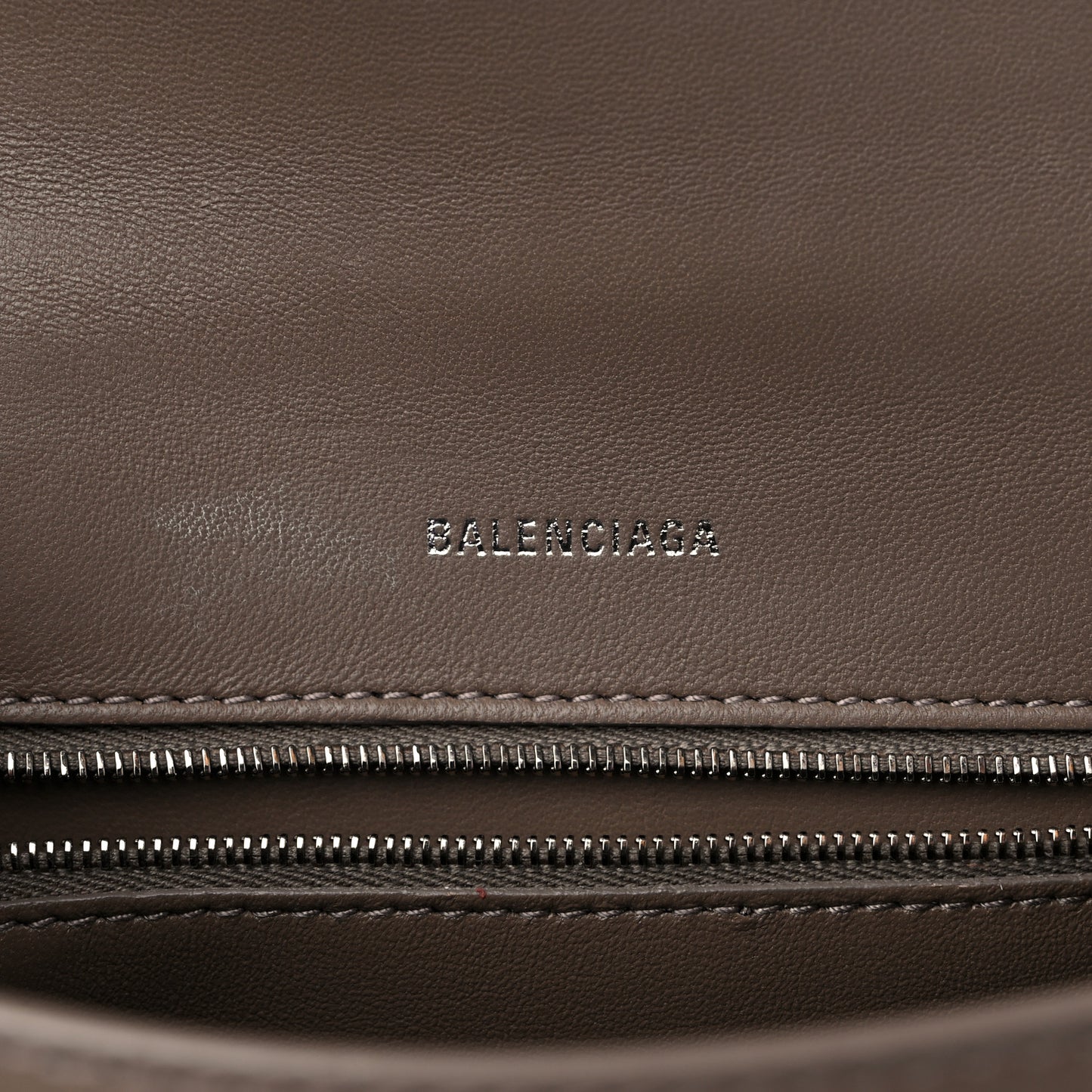 Shiny Calfskin Crocodile Embossed Small Hourglass Top Handle Bag Mink Grey