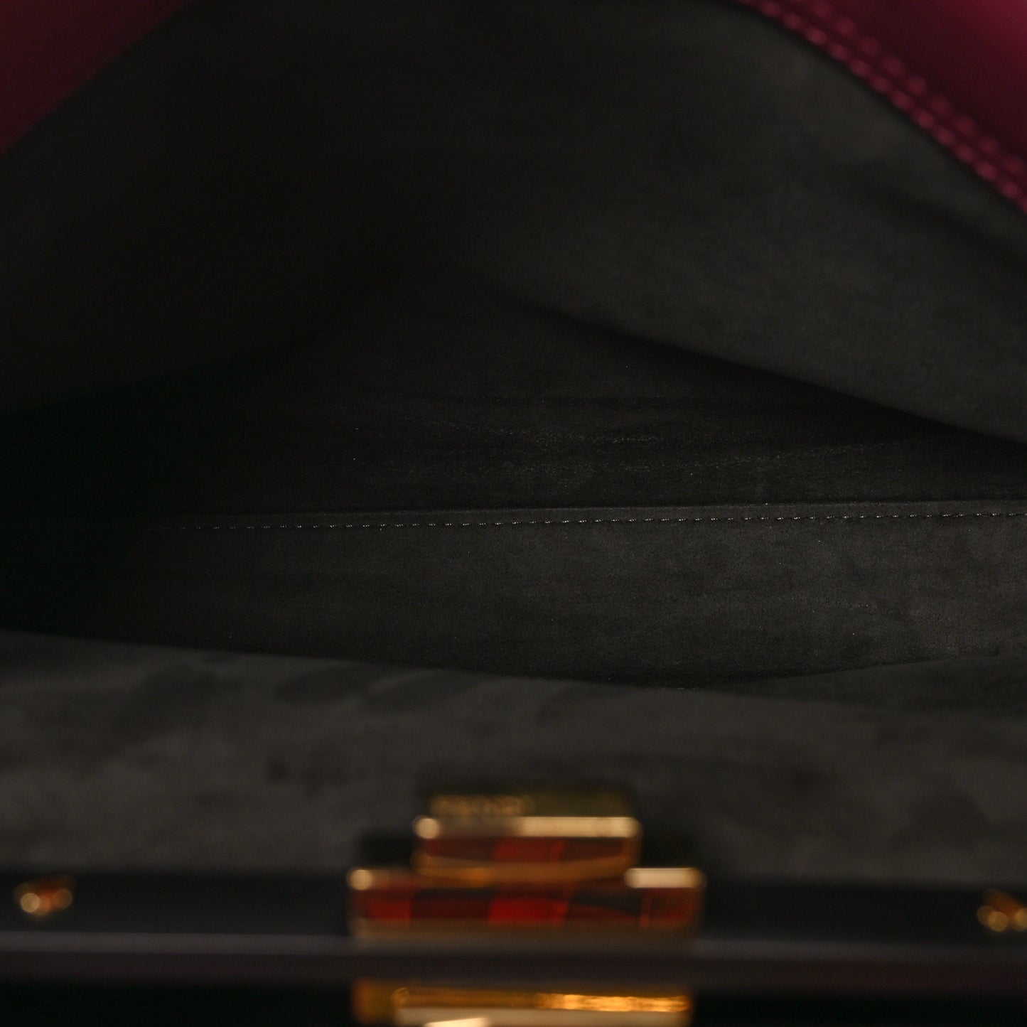 Vitello Seta Medium Peekaboo Iconic Satchel Magenta