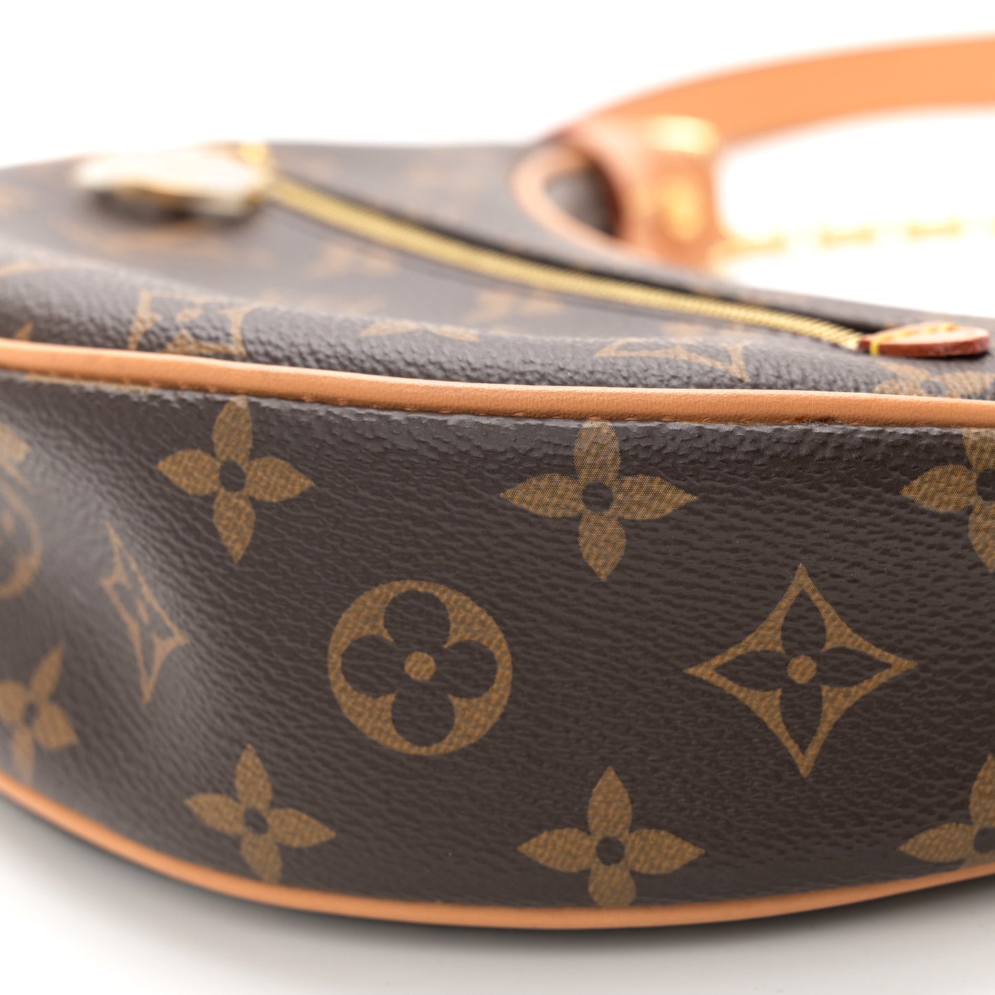 Monogram Loop
