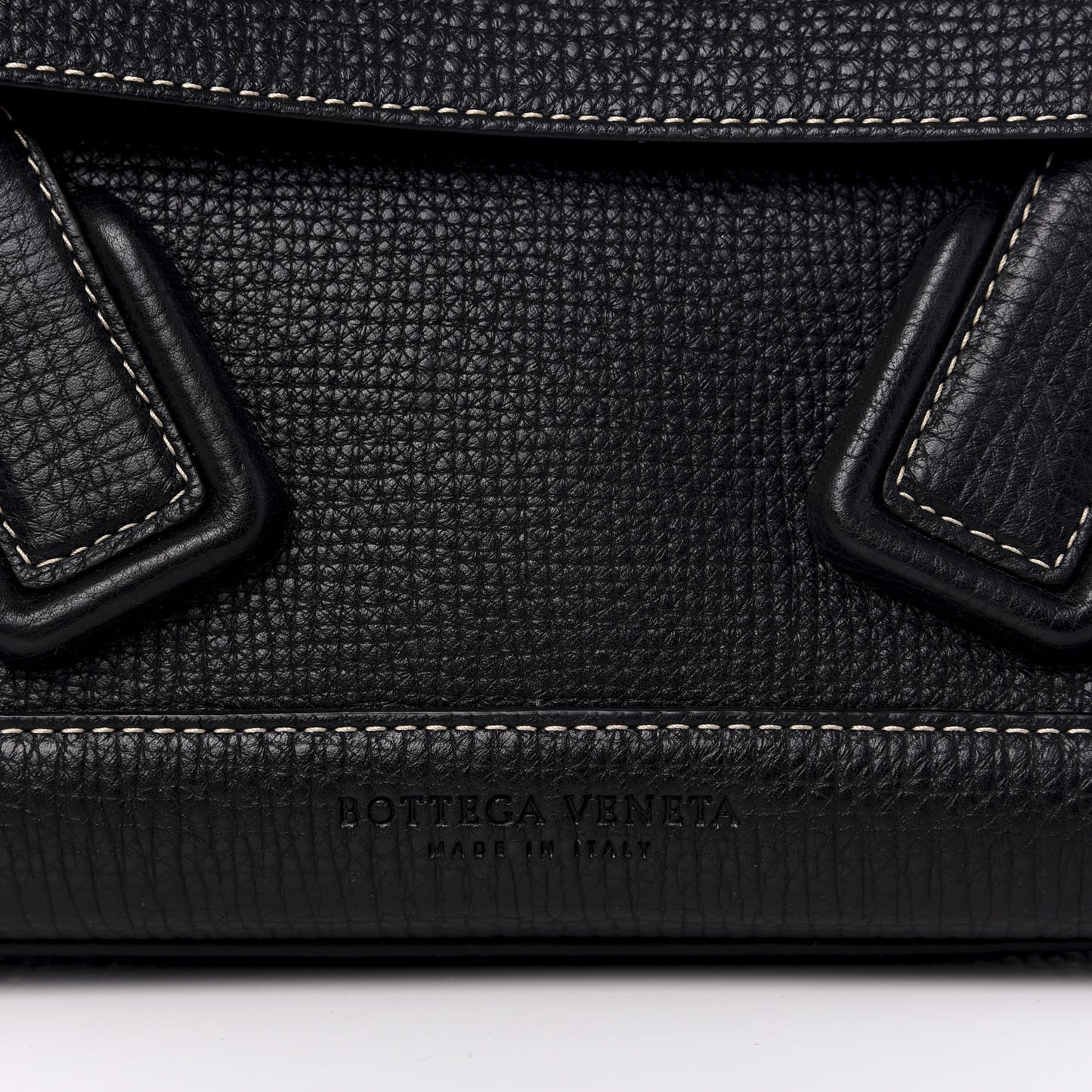 Grainy Calfskin Small Arco Black