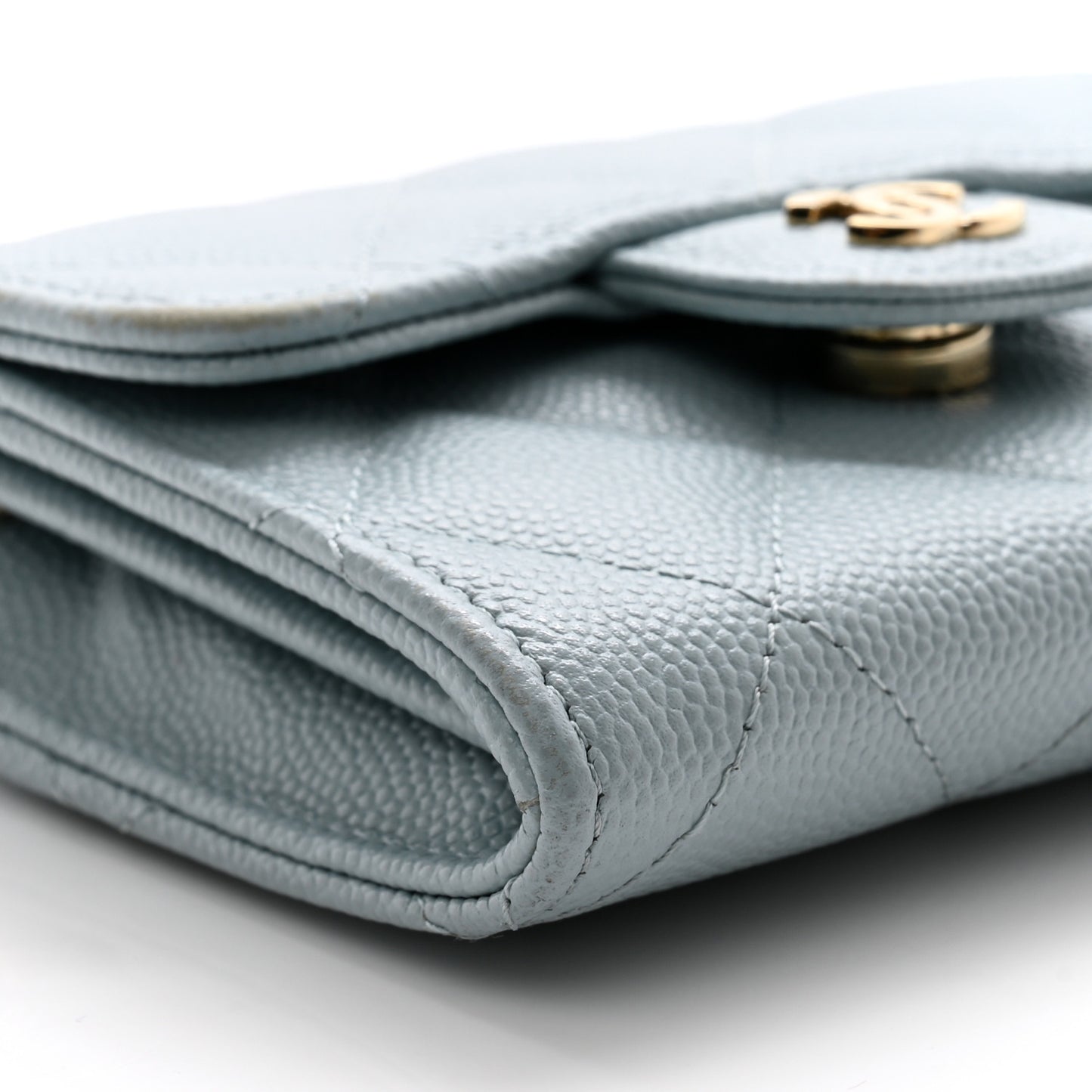 Caviar Quilted Flap Card Holder On Chain Light Blue