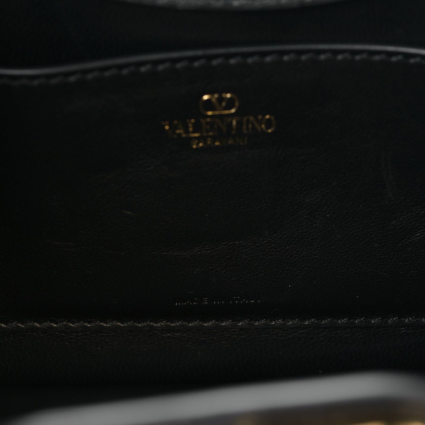 Grainy Calfskin VLogo Leather Shoulder Bag Black